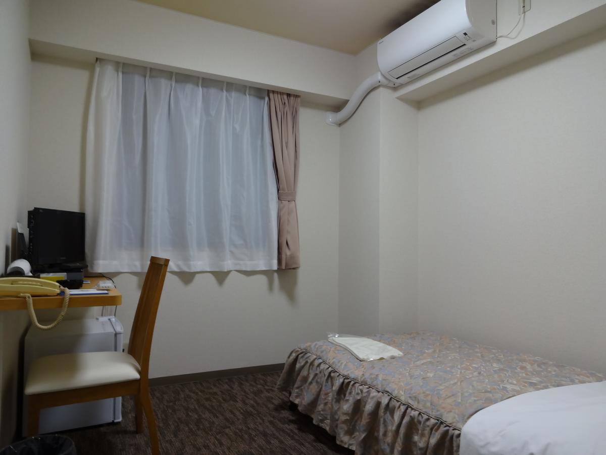 Ushiku City Hotel Ekimaekan Экстерьер фото